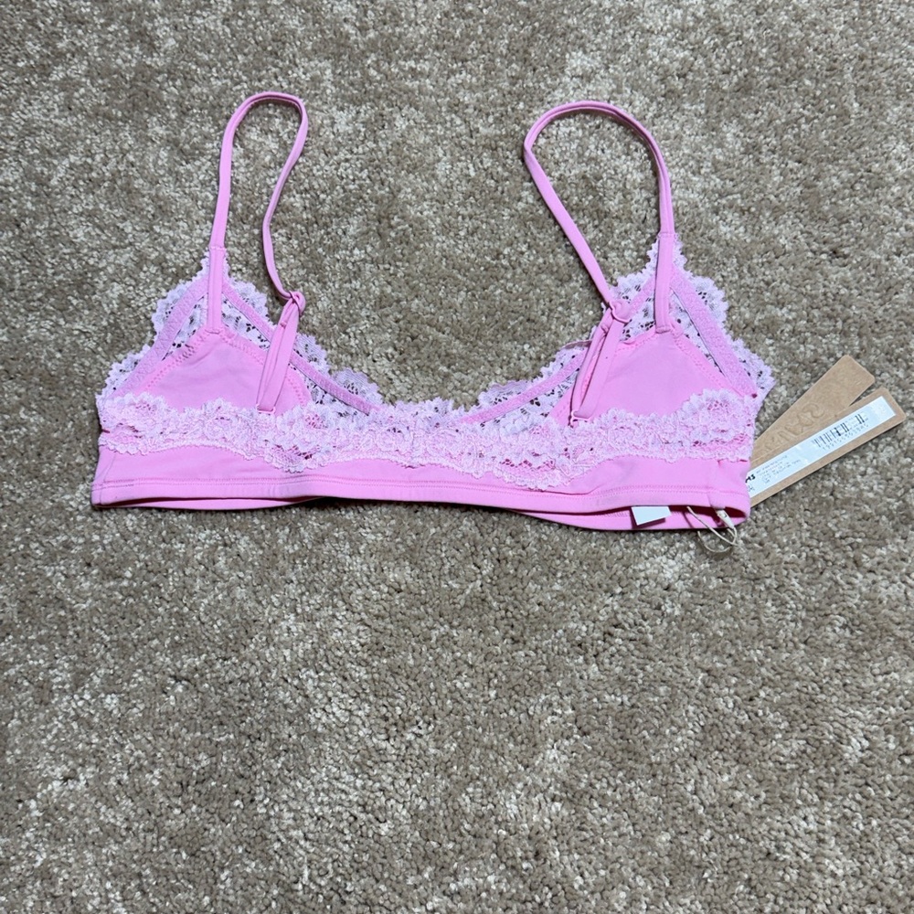 SKIMS Pink Lace-Trim Bralette - Picture 3 of 3